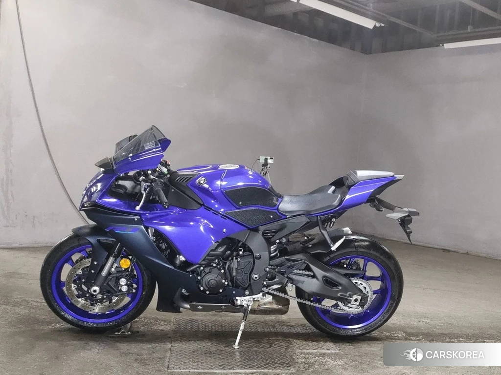 Проданный Yamaha YZF-R1 2022 из Японии, фото 2