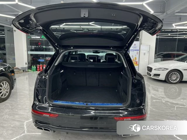 Audi Q5L id 4208156 из Китая 12