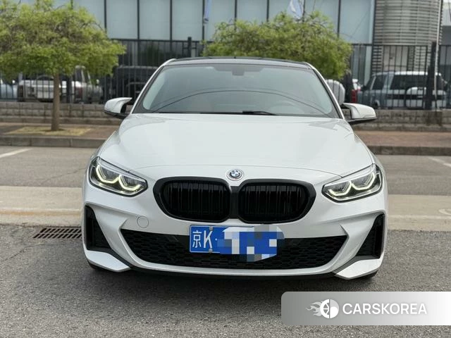 BMW 1 series 2023 Белый из Китая, фото 2