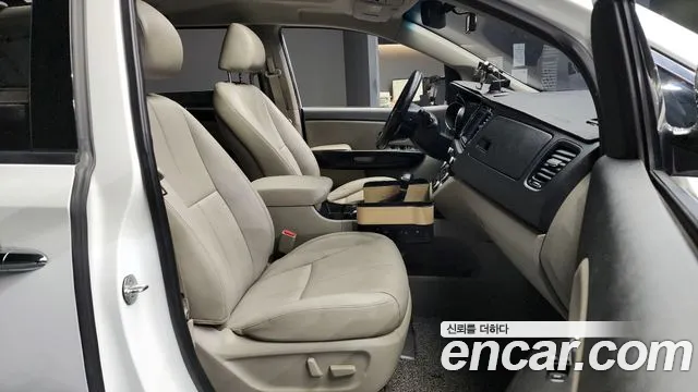 Kia The New Carnival id 2675155 из Кореи 12