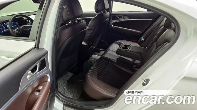 Genesis The New G70 id 2654088 из Кореи 12