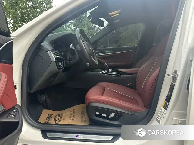 BMW 5 series PHEV 2021 Белый из Китая, фото 5