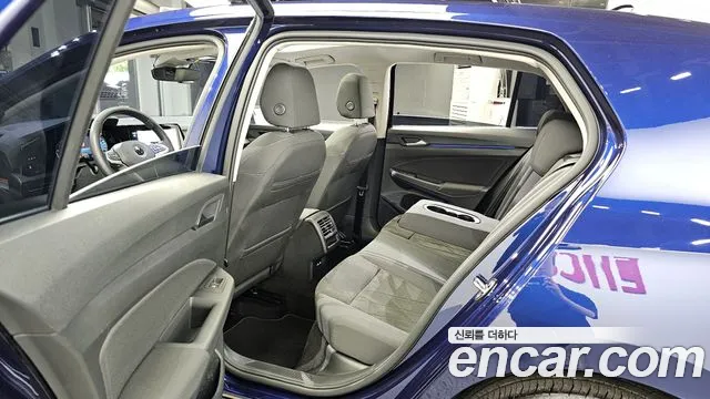 Volkswagen Golf 8th Generation id 2733000 из Кореи 12