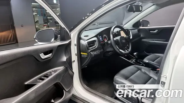 Kia Stonic id 2560728 из Кореи 12