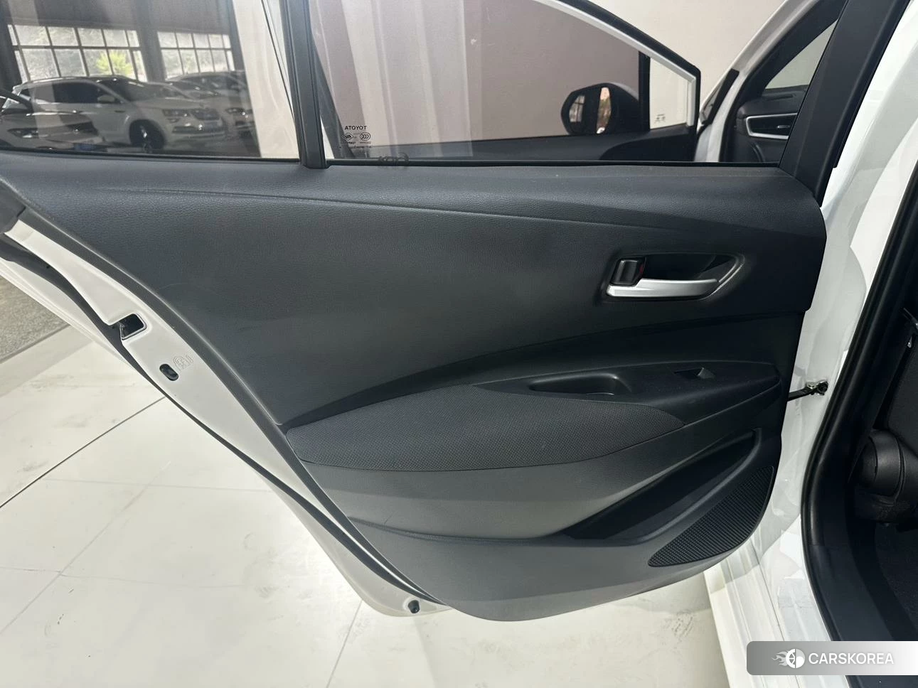 Toyota Lei Ling id 4493199 из Китая 12
