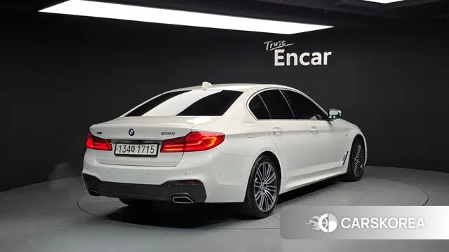 BMW 5 Series (G30) id 3519747 из Кореи 12