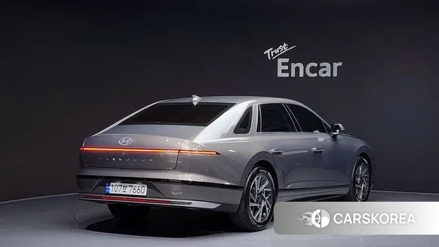 Hyundai Grandeur (GN7) id 3432169 из Кореи 12