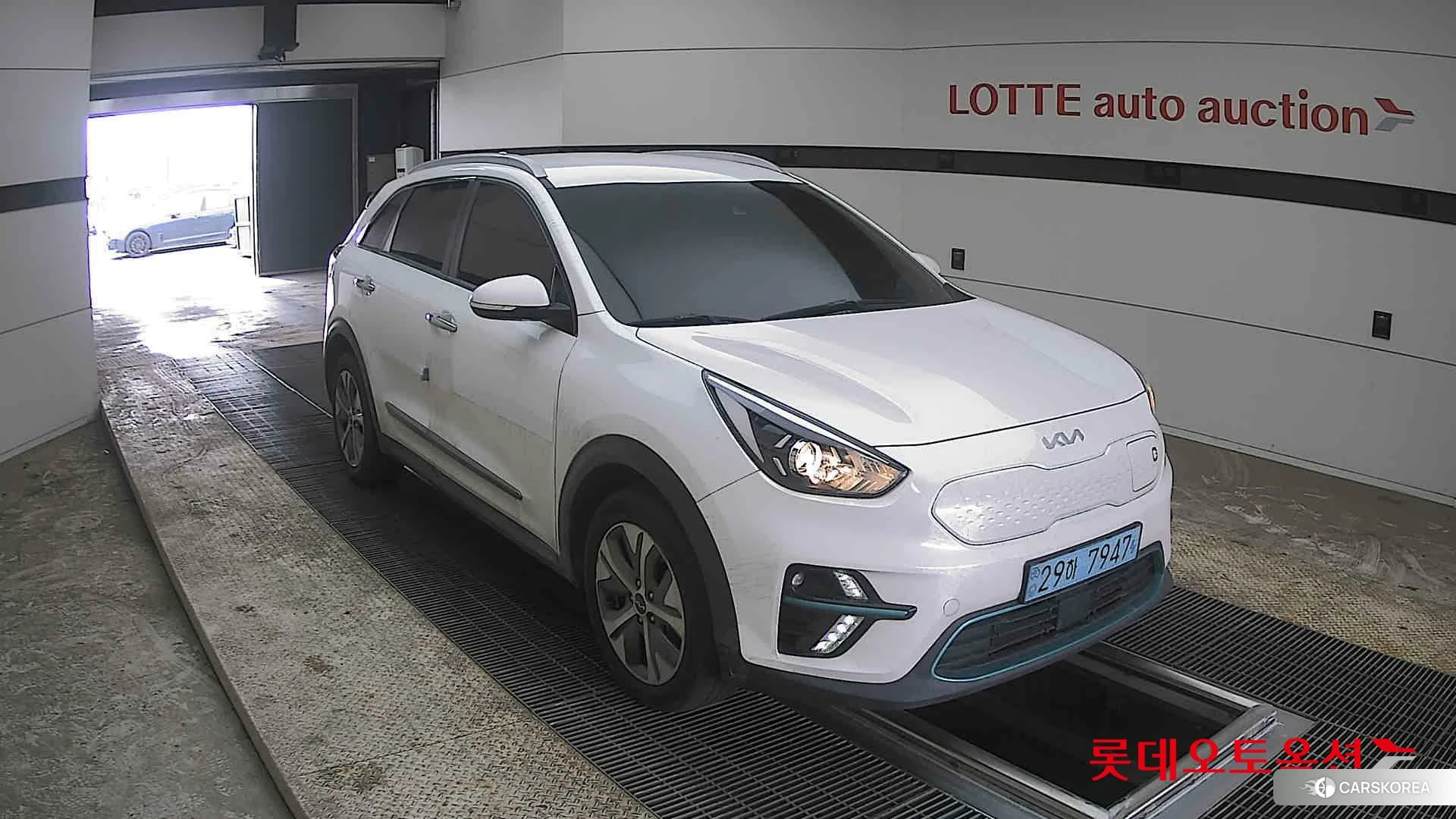 Kia Niro EV id 3888421 из Кореи 12