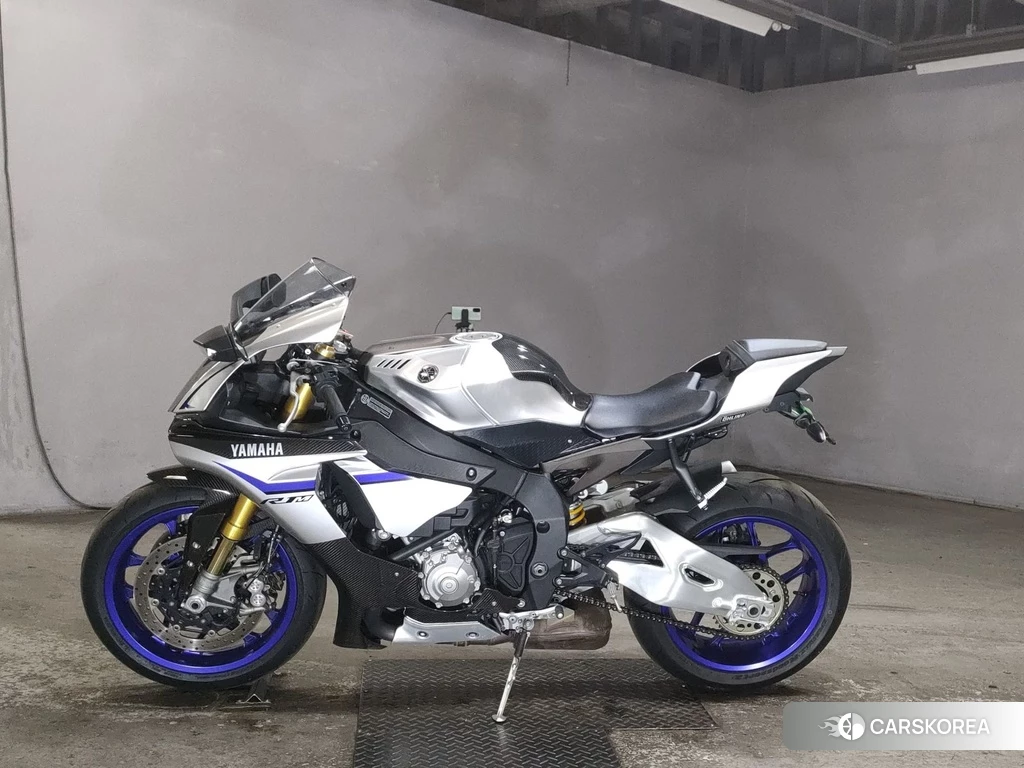 Проданный Yamaha YZF-R1M id 4170957 из Японии