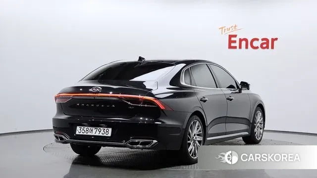 Hyundai The New Grandeur IG id 3459639 из Кореи 12