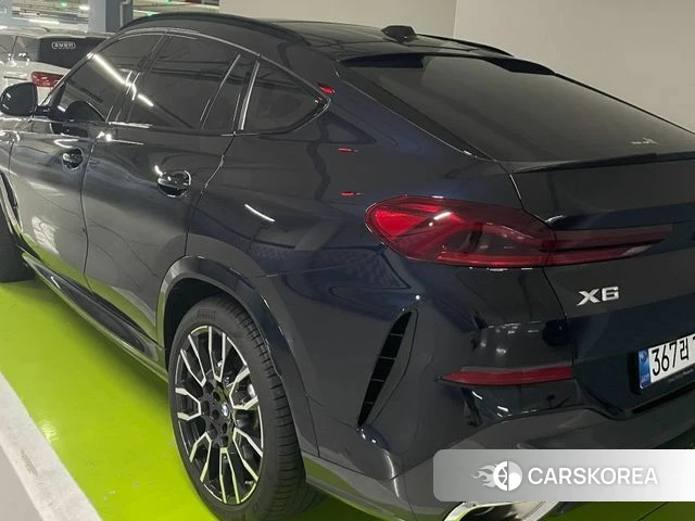 BMW X6 (G06) 2026 Черный из Кореи, фото 2