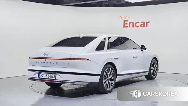 Hyundai Grandeur (GN7) id 3726342 из Кореи 12