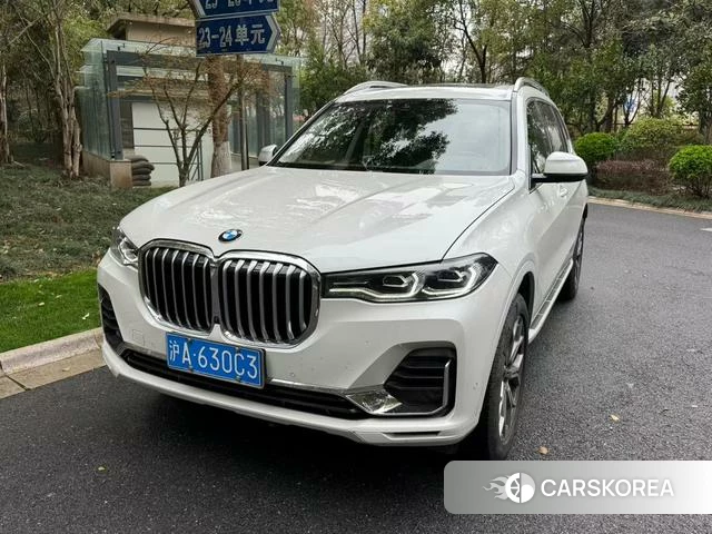 BMW X7 2022 Белый из Китая, фото 2