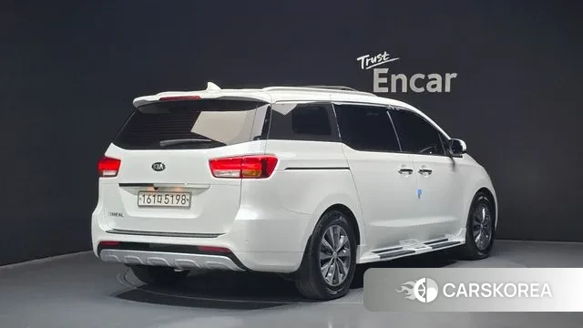 Kia All New Carnival id 3470038 из Кореи 12