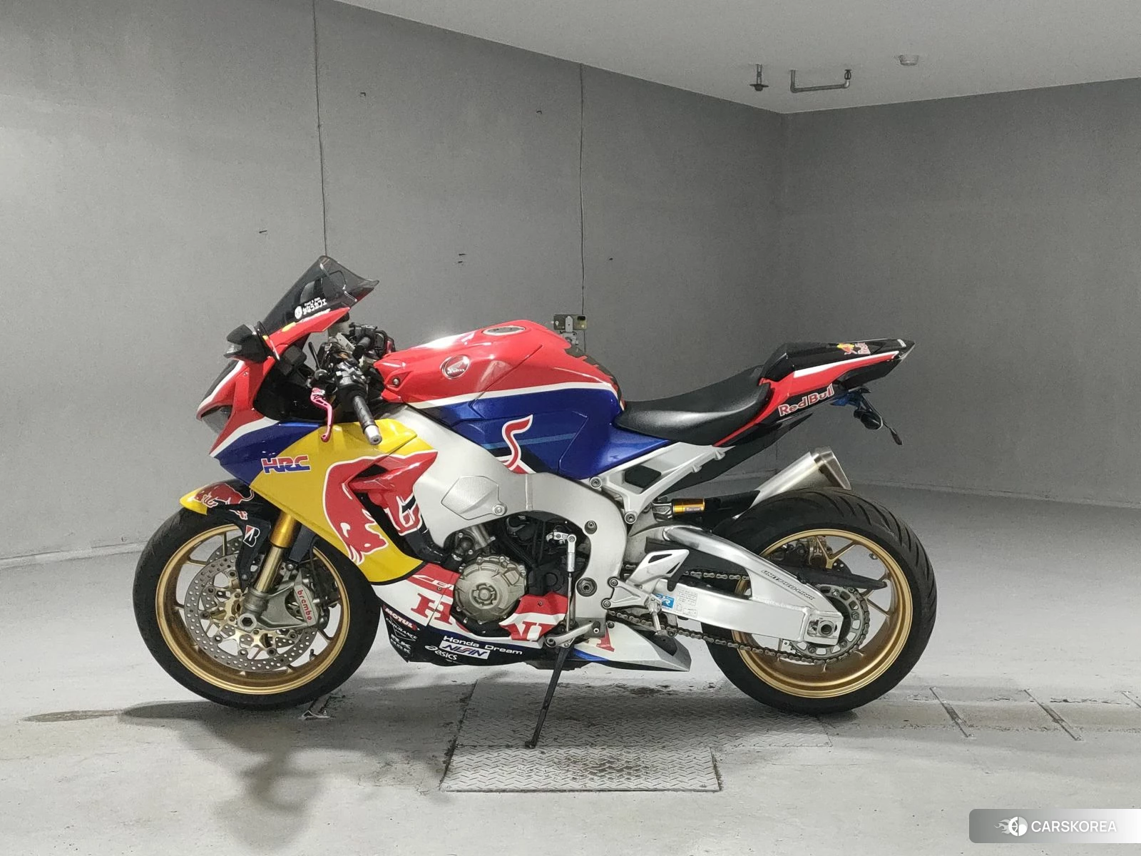 Проданный Honda CBR1000RR 2019 из Японии, фото 2