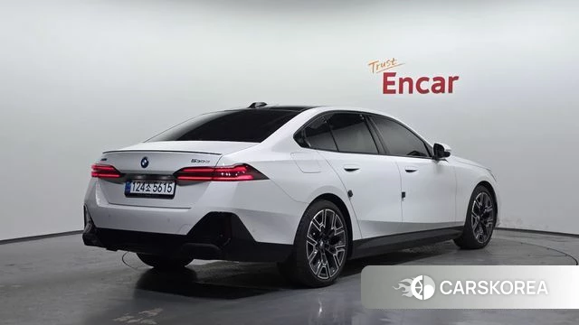 BMW 5 Series (G60) id 4353915 из Кореи 12