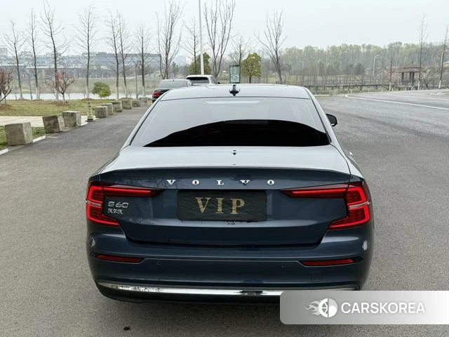 Volvo S60 2023 Другой из Китая, фото 2