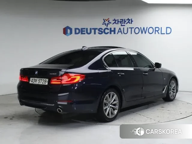 BMW 5 Series (G30) id 3622557 из Кореи 12