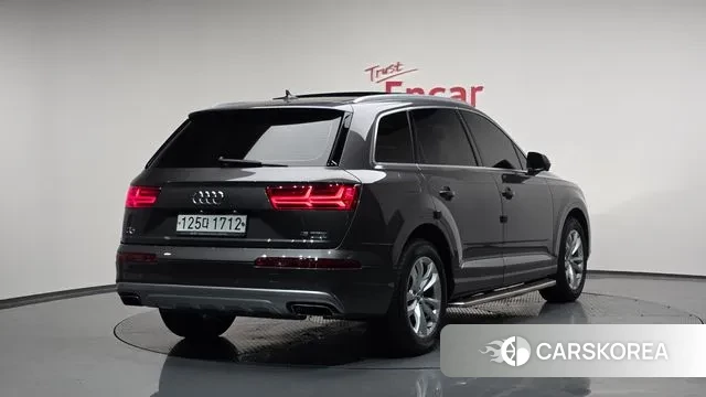 Audi Q7 (4M) id 2902582 из Кореи 12