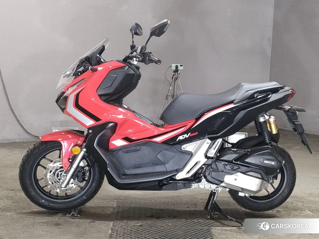 Проданный Honda ADV150 2019 из Японии