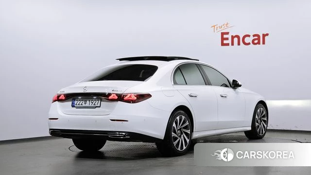 Mercedes-Benz E-Class W214 id 4757510 из Кореи 12
