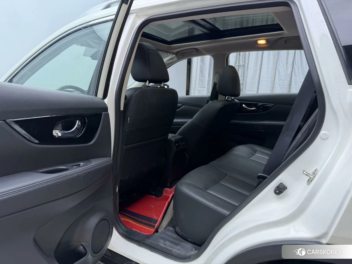 Nissan Qijun id 4512609 из Китая 7