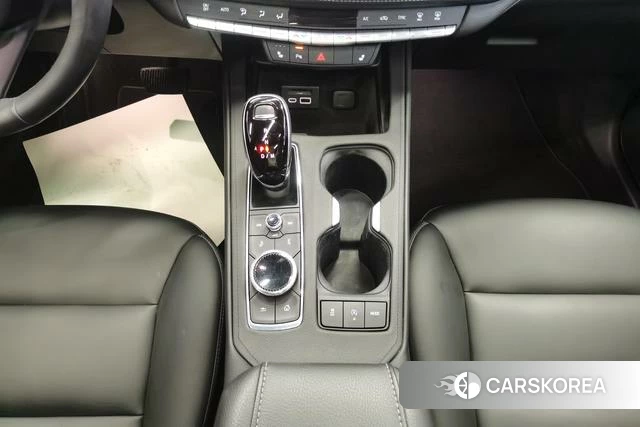 Cadillac XT4 id 4207348 из Китая 9