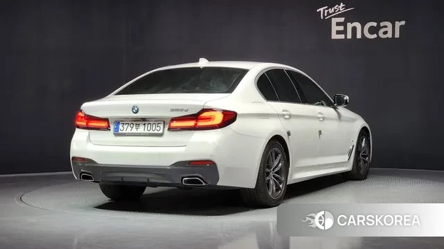 BMW 5 Series (G30) id 3509183 из Кореи 12