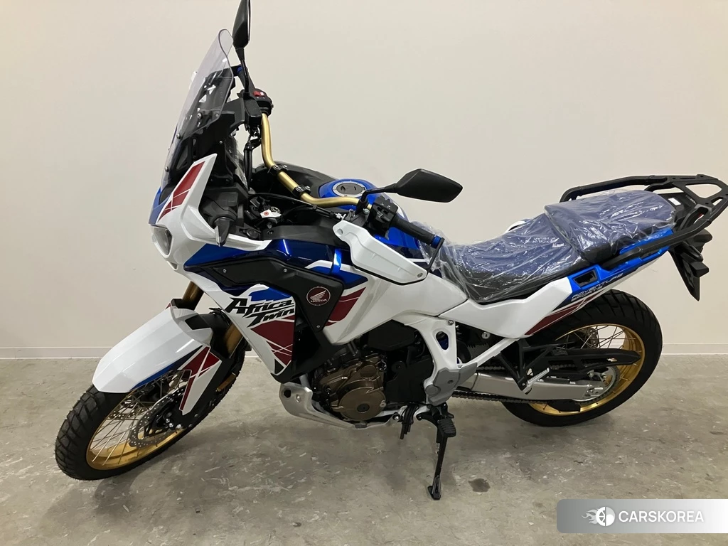 Проданный Honda CRF1100L AFRICA TWIN DCT 2024 из Японии