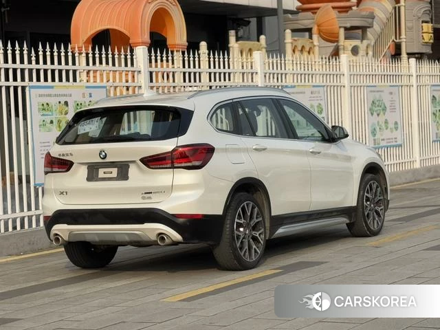 BMW X1 2021 Белый из Китая, фото 4