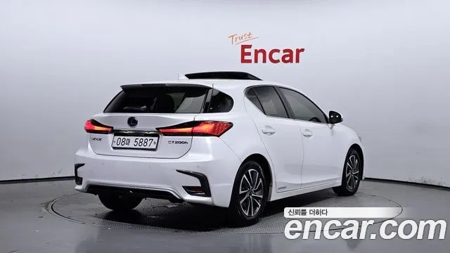 Lexus CT200h id 2886854 из Кореи 12