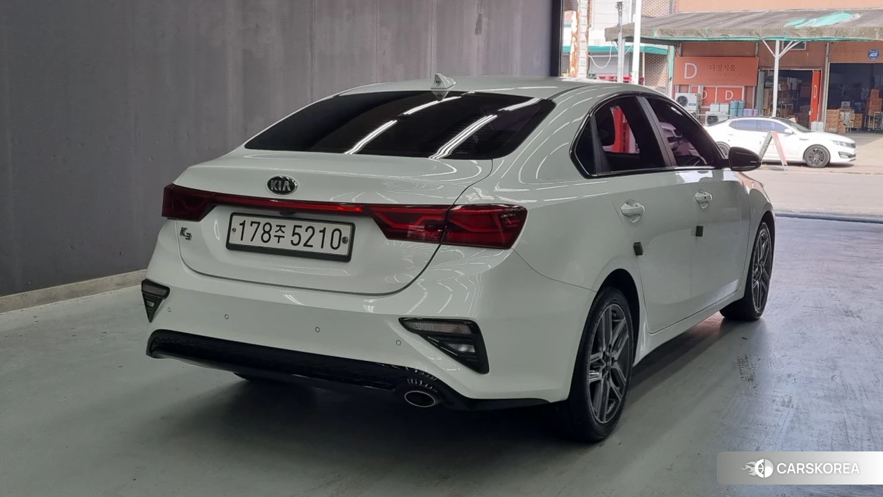 Kia Come New K3 id 4759457 из Кореи 10
