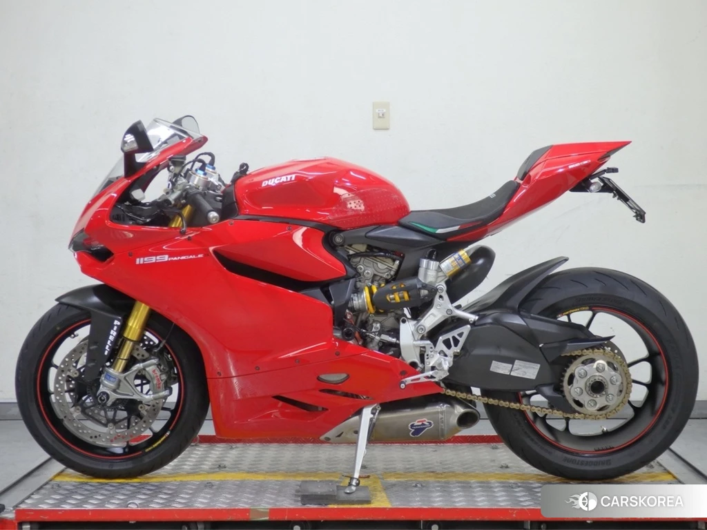 Проданный Ducati 1199 PANIGALE S 2012 из Японии