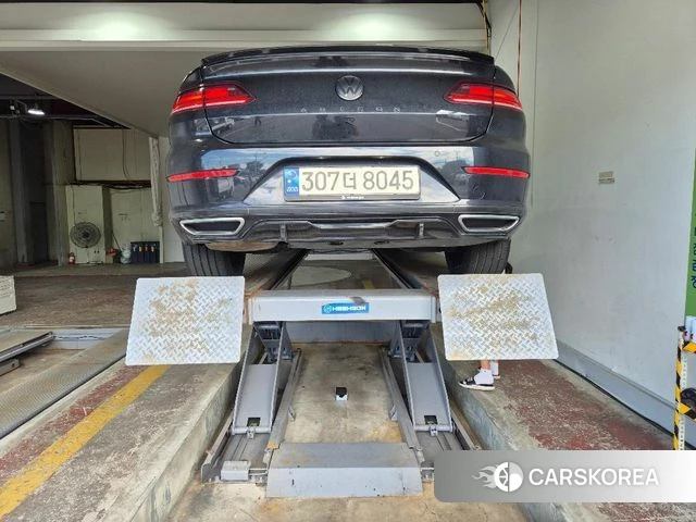 Volkswagen Arteon 2019 Черный из Кореи, фото 2