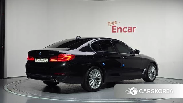 BMW 5 Series (G30) id 4937220 из Кореи 12