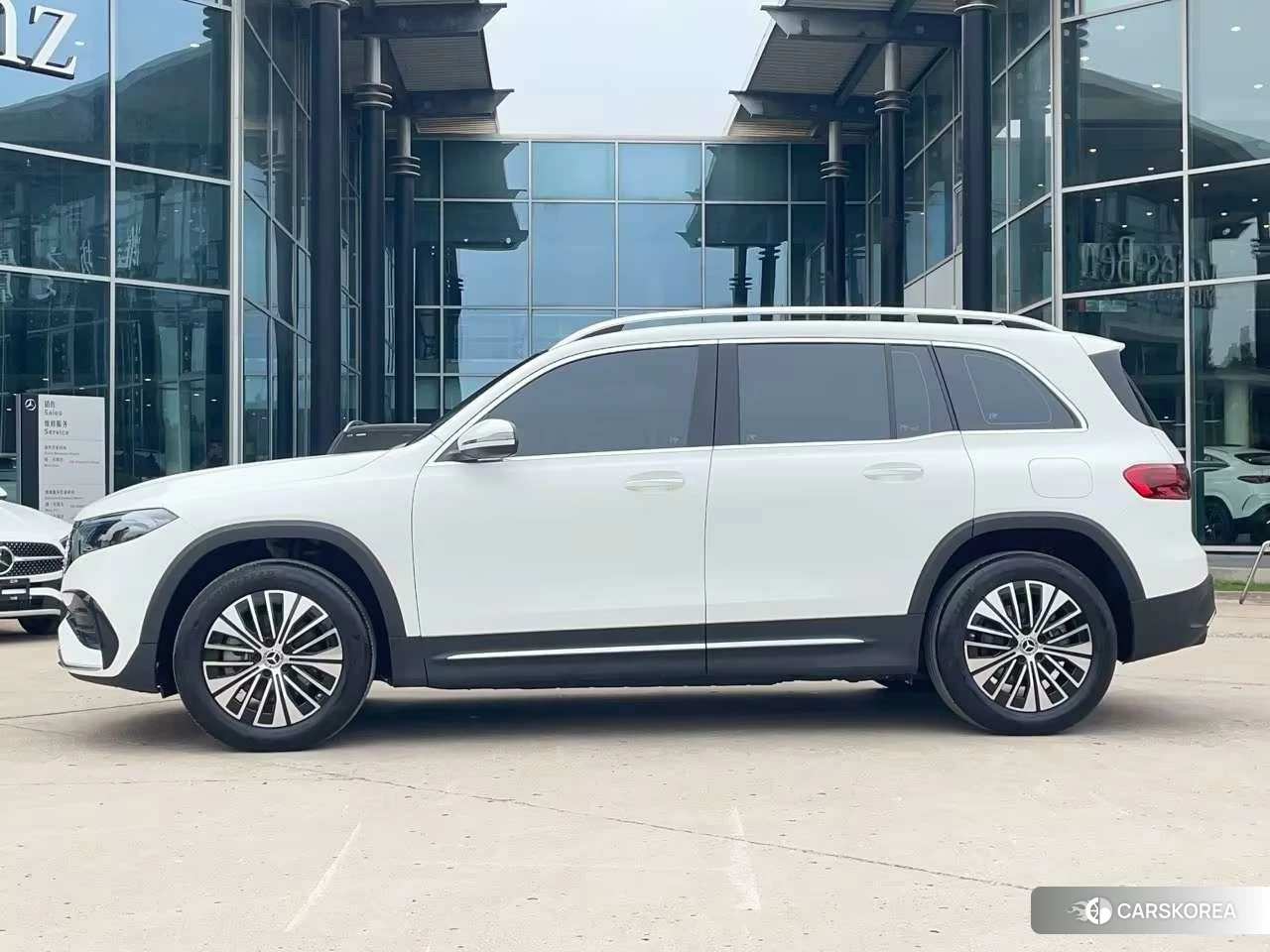 Mercedes-Benz EQB 2024 Белый из Китая, фото 5