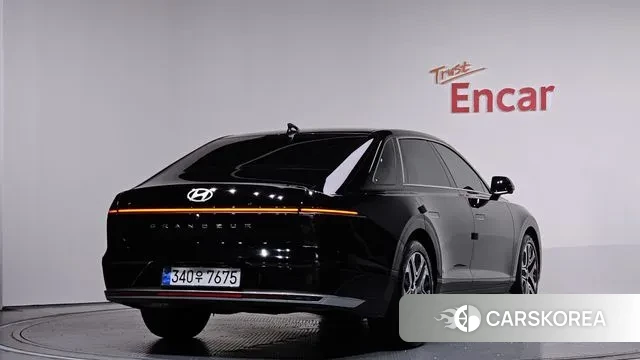 Hyundai Grandeur (GN7) id 3462423 из Кореи 12