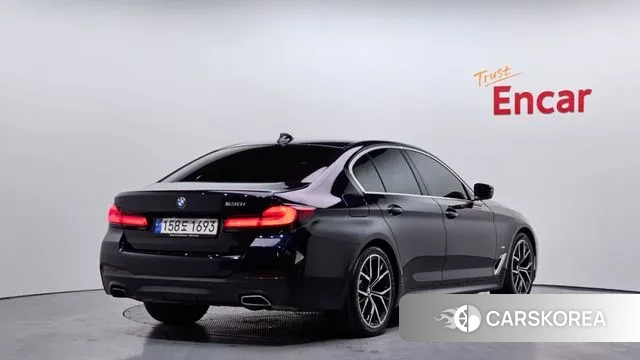 BMW 5 Series (G30) id 3758935 из Кореи 12