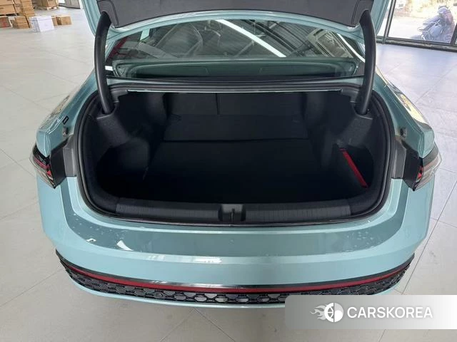 Volkswagen Passat 2024 Зеленый из Китая, фото 5