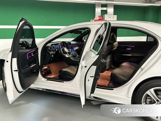 Mercedes-Benz Class C id 4277799 из Китая 11