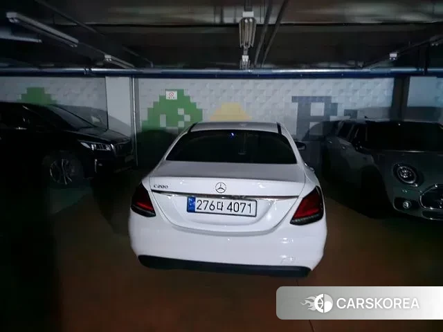 Mercedes-Benz C-Class W205 2019 Белый из Кореи, фото 2