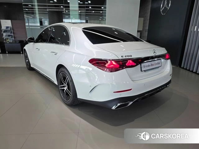 Mercedes-Benz E-Class W214 id 4767356 из Кореи 12