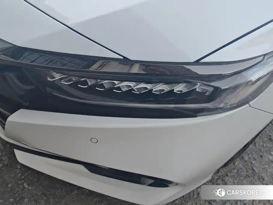 Honda Accord id 4553712 из Китая 8