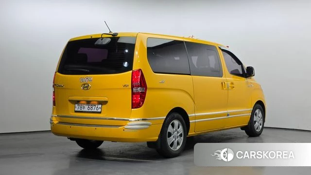 Hyundai The New Grand Starex id 3867598 из Кореи 12