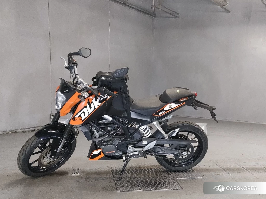 Проданный KTM 125 DUKE 2012 из Японии