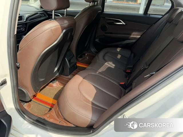 BMW 1 series 2019 Белый из Китая, фото 2