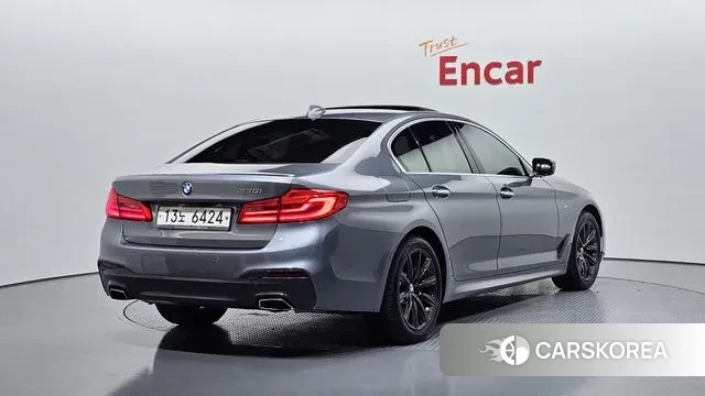 BMW 5 Series (G30) id 3578836 из Кореи 12