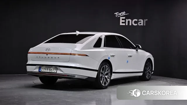 Hyundai Grandeur Hybrid (GN7) id 3081765 из Кореи 12