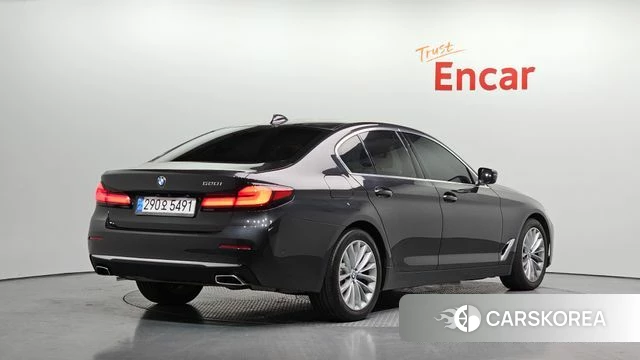 BMW 5 Series (G30) id 3916453 из Кореи 12