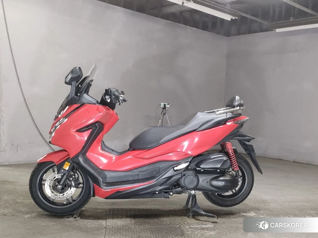 Проданный Honda FORZA 2018 из Японии
